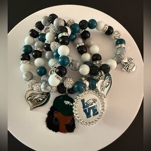 Stylish Women's Charm Bracelet Set - Black, White, Teal
Philadelphia Eagles